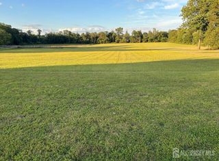 67 Davidson Mill Road, South Brunswick, NJ 08902