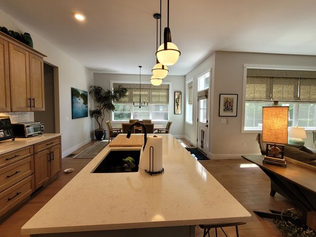 638 Vale Drive, South Burlington, VT 05403