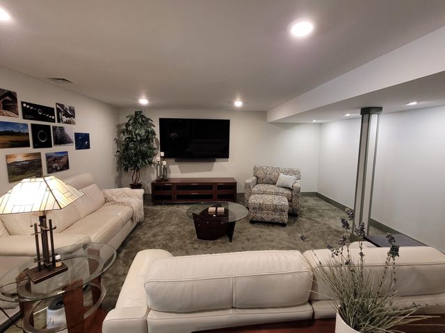 638 Vale Drive, South Burlington, VT 05403