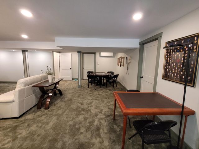 638 Vale Drive, South Burlington, VT 05403