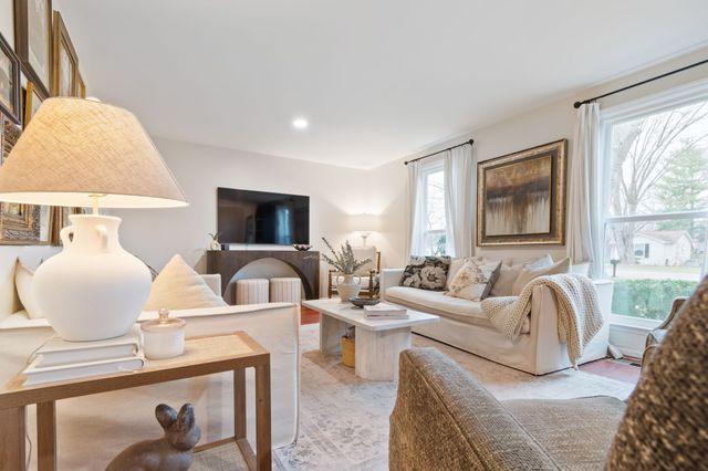 818 Chrisman Dr, Franklin, TN 37064