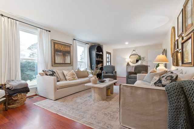 818 Chrisman Dr, Franklin, TN 37064