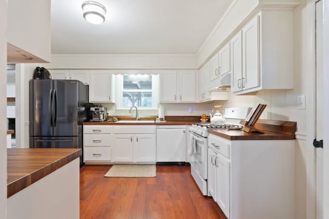 818 Chrisman Dr, Franklin, TN 37064