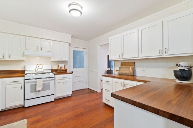 818 Chrisman Dr, Franklin, TN 37064