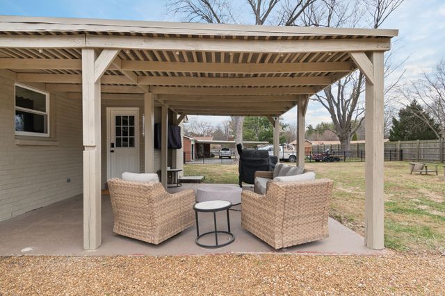 818 Chrisman Dr, Franklin, TN 37064