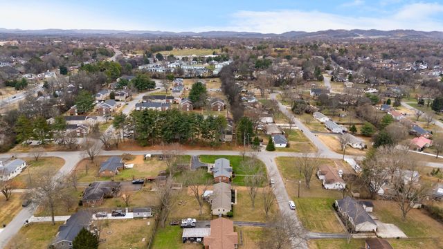 818 Chrisman Dr, Franklin, TN 37064