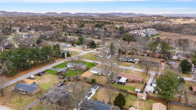 818 Chrisman Dr, Franklin, TN 37064