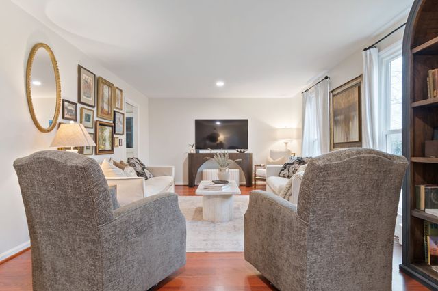 818 Chrisman Dr, Franklin, TN 37064