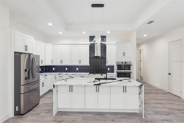 9531 MID SUMMER LANE, Leesburg, FL 34788