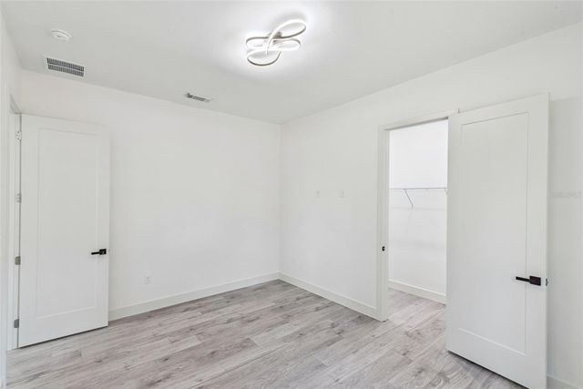 9531 MID SUMMER LANE, Leesburg, FL 34788