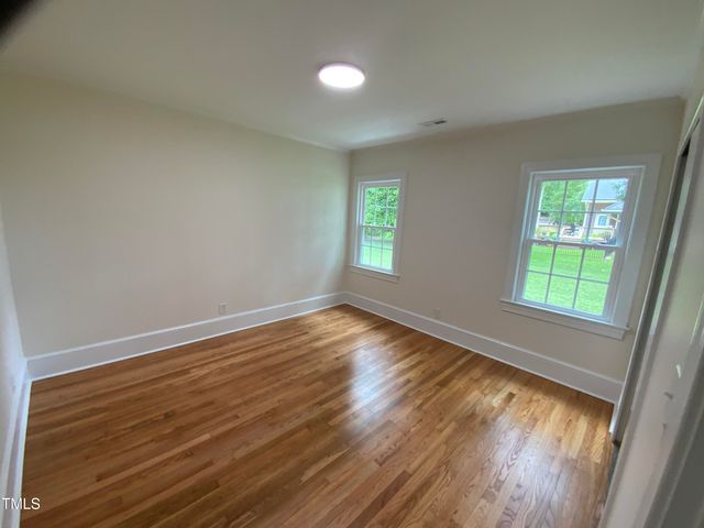 1101 W Divine Street, Dunn, NC 28334