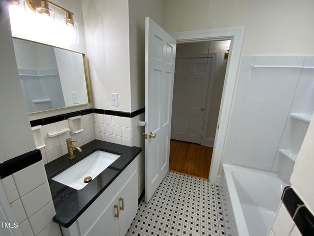 1101 W Divine Street, Dunn, NC 28334