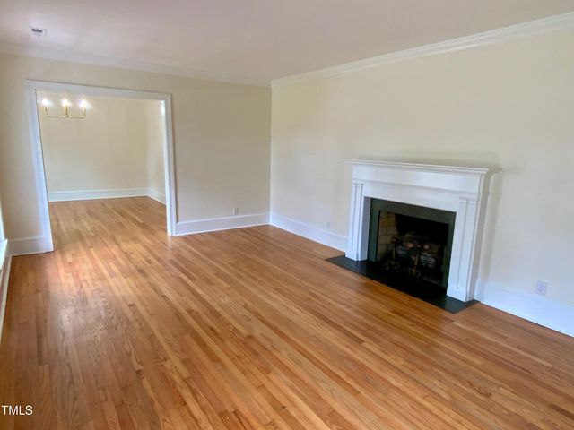 1101 W Divine Street, Dunn, NC 28334