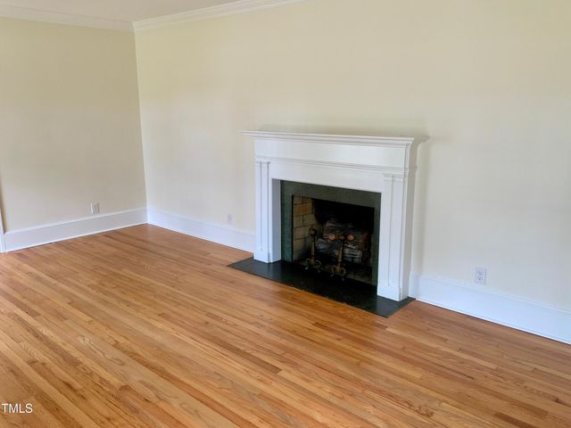 1101 W Divine Street, Dunn, NC 28334