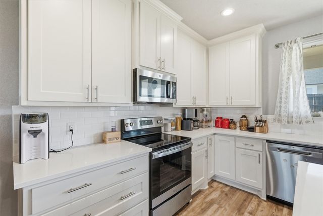 4004 Gallivant Drive, Granbury, TX 76049