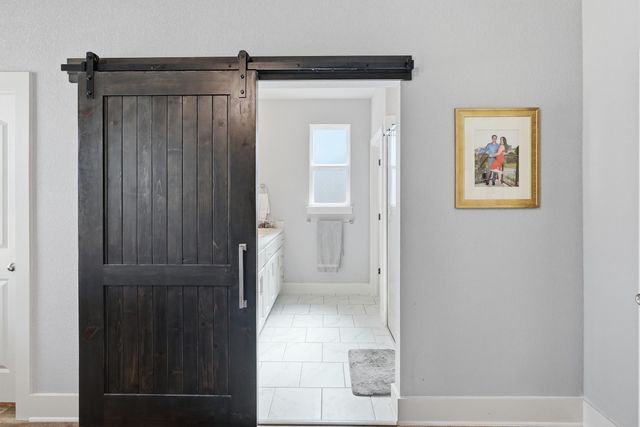 4004 Gallivant Drive, Granbury, TX 76049