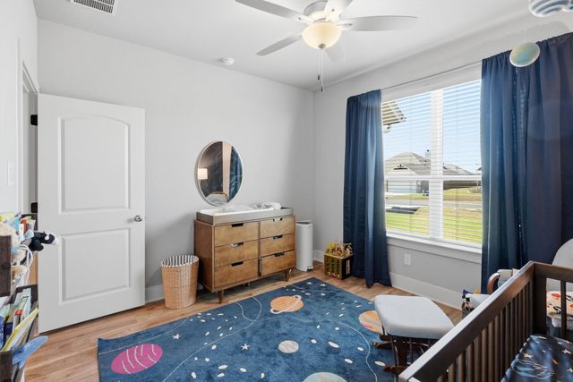 4004 Gallivant Drive, Granbury, TX 76049