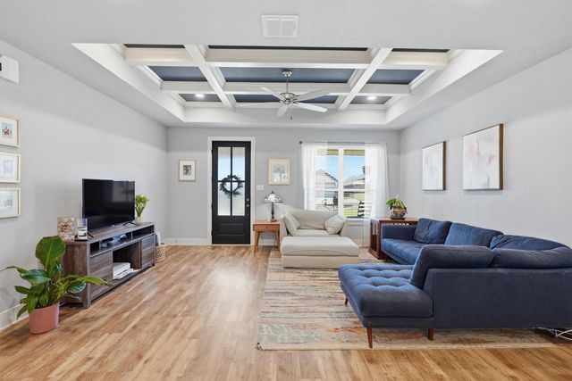 4004 Gallivant Drive, Granbury, TX 76049