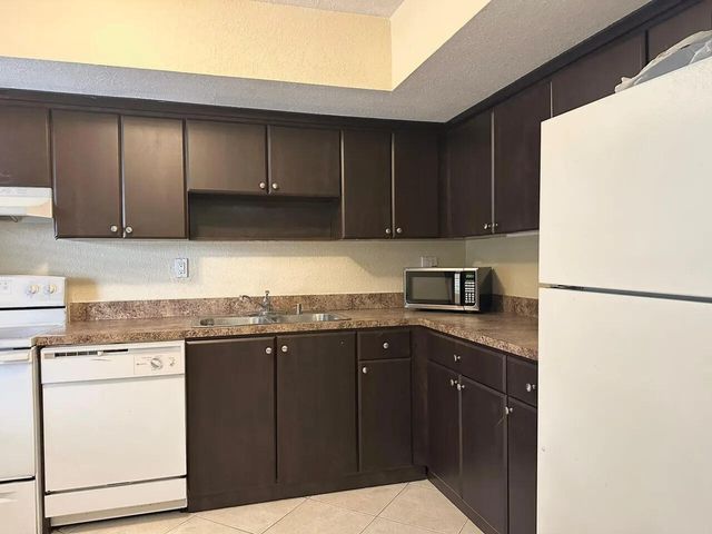 11676 NW 45th Street, Coral Springs, FL 33065