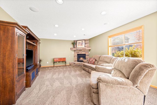 301 3rd Street SW, Delano, MN 55328