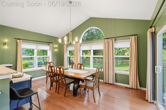 9001 Van Dusen Court, Green Oak Township, MI 48178