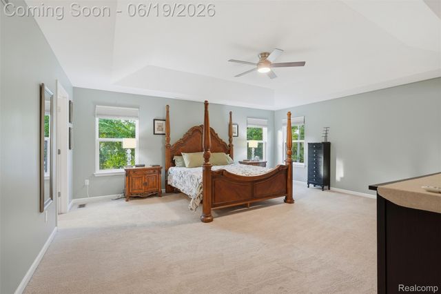 9001 Van Dusen Court, Green Oak Township, MI 48178