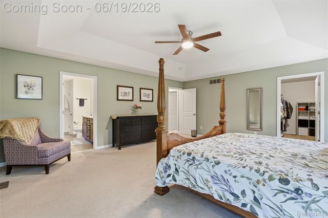 9001 Van Dusen Court, Green Oak Township, MI 48178