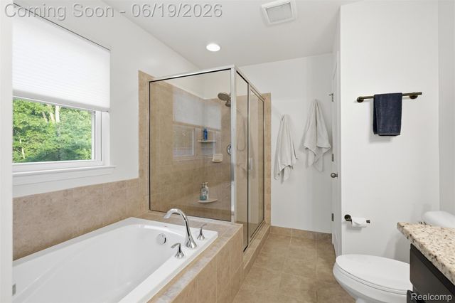 9001 Van Dusen Court, Green Oak Township, MI 48178