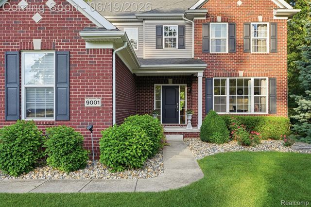 9001 Van Dusen Court, Green Oak Township, MI 48178