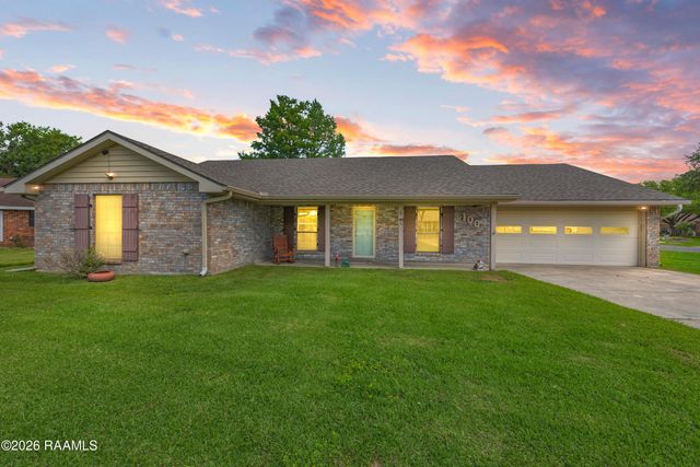 100 Albania Court, Lafayette, LA 70503