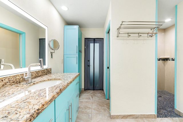 1040 Renmar Drive, Plantation, FL 33317