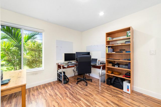 1040 Renmar Drive, Plantation, FL 33317