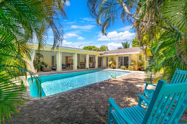 1040 Renmar Drive, Plantation, FL 33317