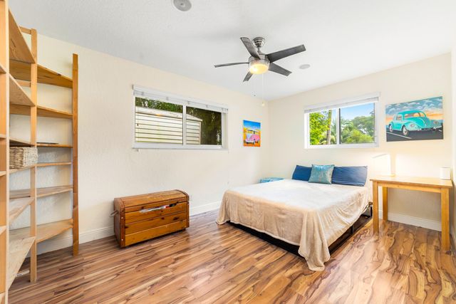 1040 Renmar Drive, Plantation, FL 33317