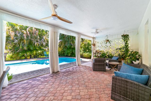 1040 Renmar Drive, Plantation, FL 33317