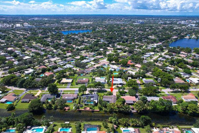 1040 Renmar Drive, Plantation, FL 33317