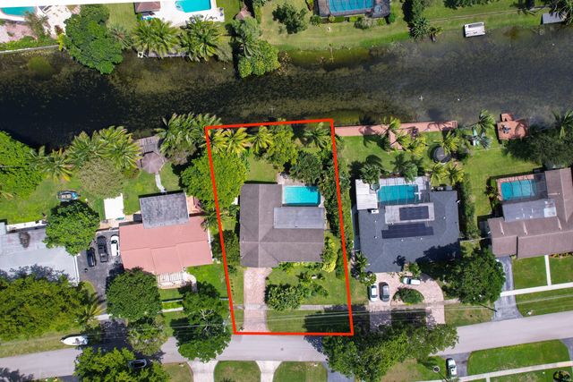 1040 Renmar Drive, Plantation, FL 33317