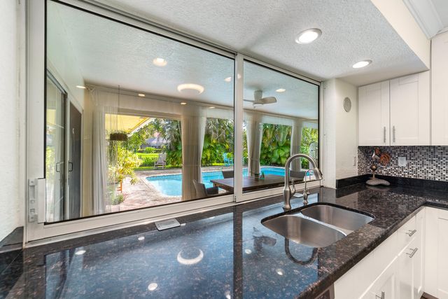 1040 Renmar Drive, Plantation, FL 33317