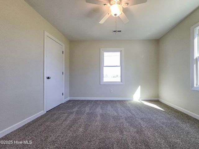 1211 Davis Bay Road, Elizabeth City, NC 27909