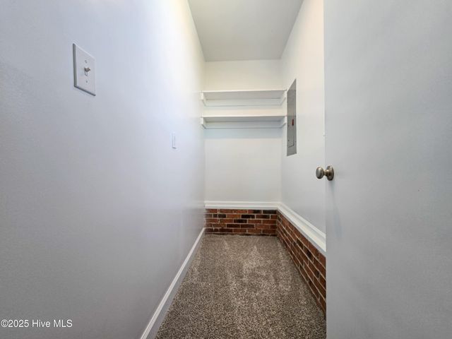 1211 Davis Bay Road, Elizabeth City, NC 27909