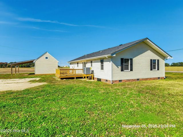 1211 Davis Bay Road, Elizabeth City, NC 27909