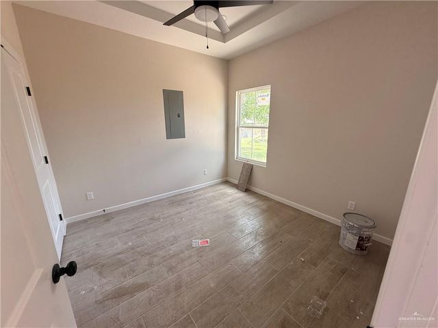 1128 N Maple Street, Alton, TX 78573