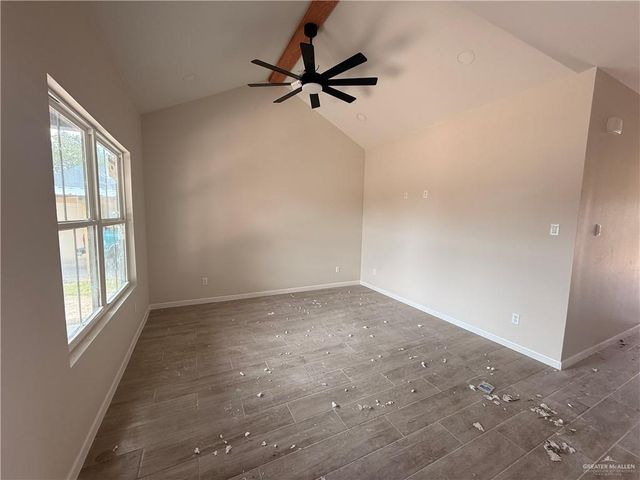 1128 N Maple Street, Alton, TX 78573