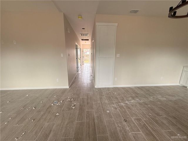 1128 N Maple Street, Alton, TX 78573