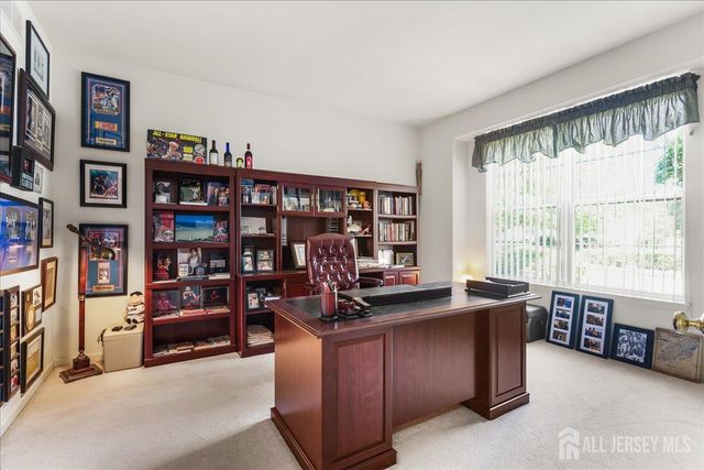 5 Yardley Manor Drive, Old Bridge, NJ 07747