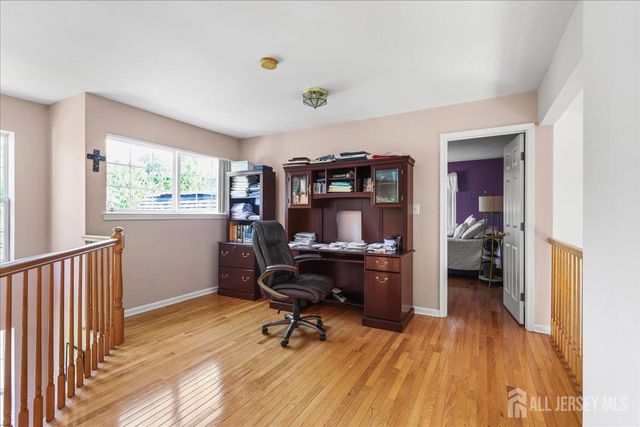5 Yardley Manor Drive, Old Bridge, NJ 07747