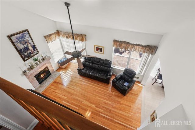 5 Yardley Manor Drive, Old Bridge, NJ 07747