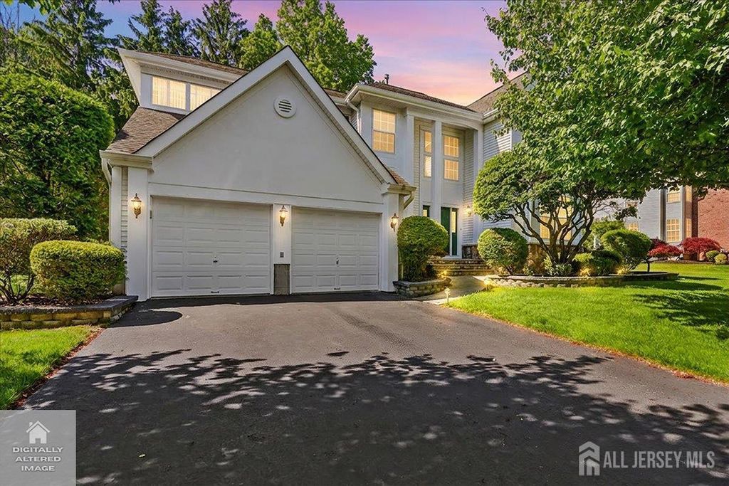 5 Yardley Manor Drive, Old Bridge, NJ 07747