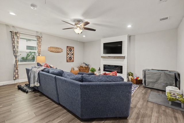 9324 Clearwater Drive, Dallas, TX 75243