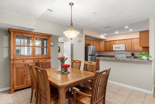 237 Salem St 2, Reading, MA 01867